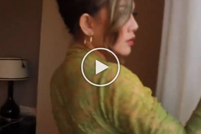 kebaya hijau Viral Video Link , Watch kebaya hijau Viral Video Clips 