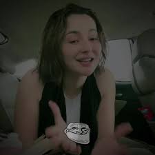 Hania Amir Viral Video Clips Original Link ,  Pakistani Girl Hania Amir Viral Video Download