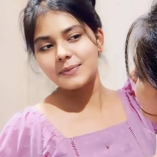 Curious Whisper Viral Video , Curious Whisper Full Video Clips Download Link